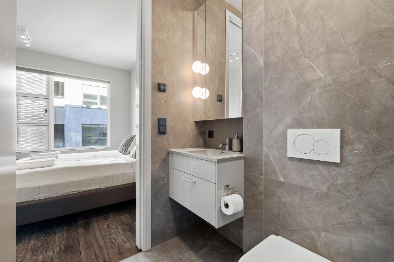 Cozy Lux 2Br & 2Ba City Center With Free Parking เรคยาวิก ภายนอก รูปภาพ