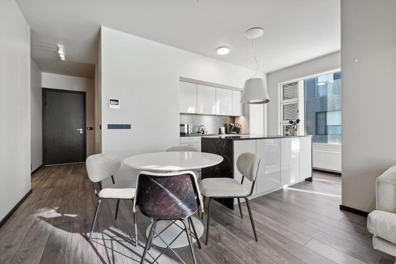 Cozy Lux 2Br & 2Ba City Center With Free Parking เรคยาวิก ภายนอก รูปภาพ